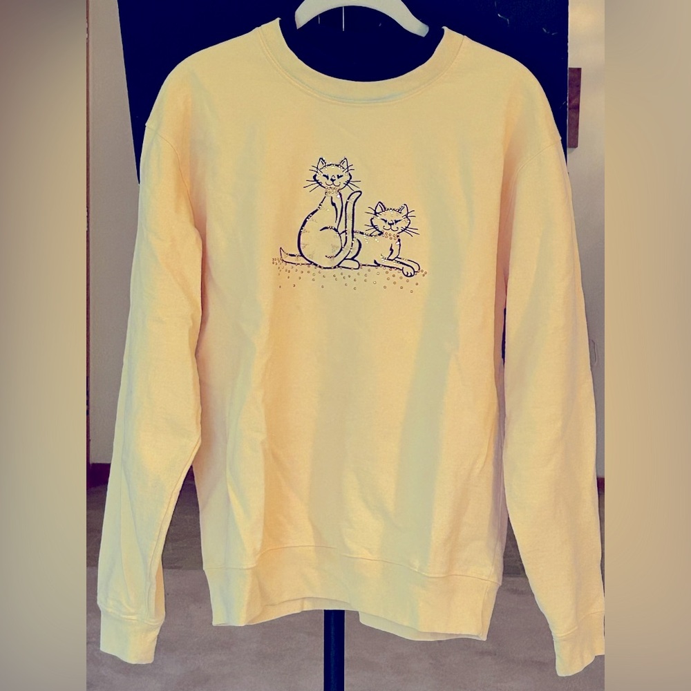 Yellow Sweatshirt with Kitty cat design